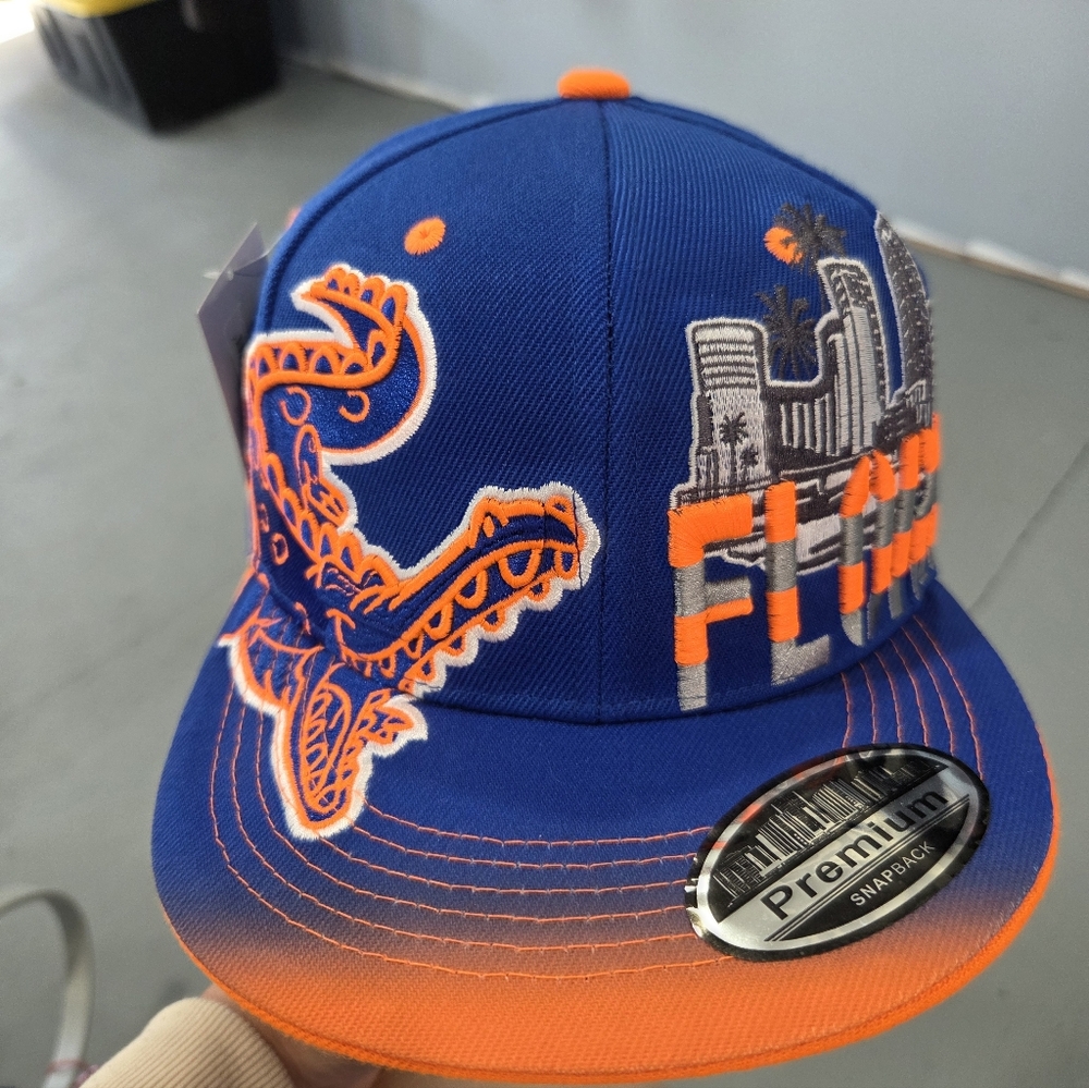 New With Tags Florida Gators City Edition Snapback Hat Big Logo Graffiti